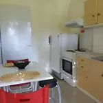 Artemida Apartament *