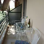 Artemida *